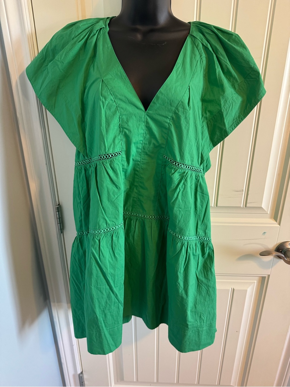 NWT Baby Pink Emerald Green Tiered V-Neck Mini Babydoll Dress